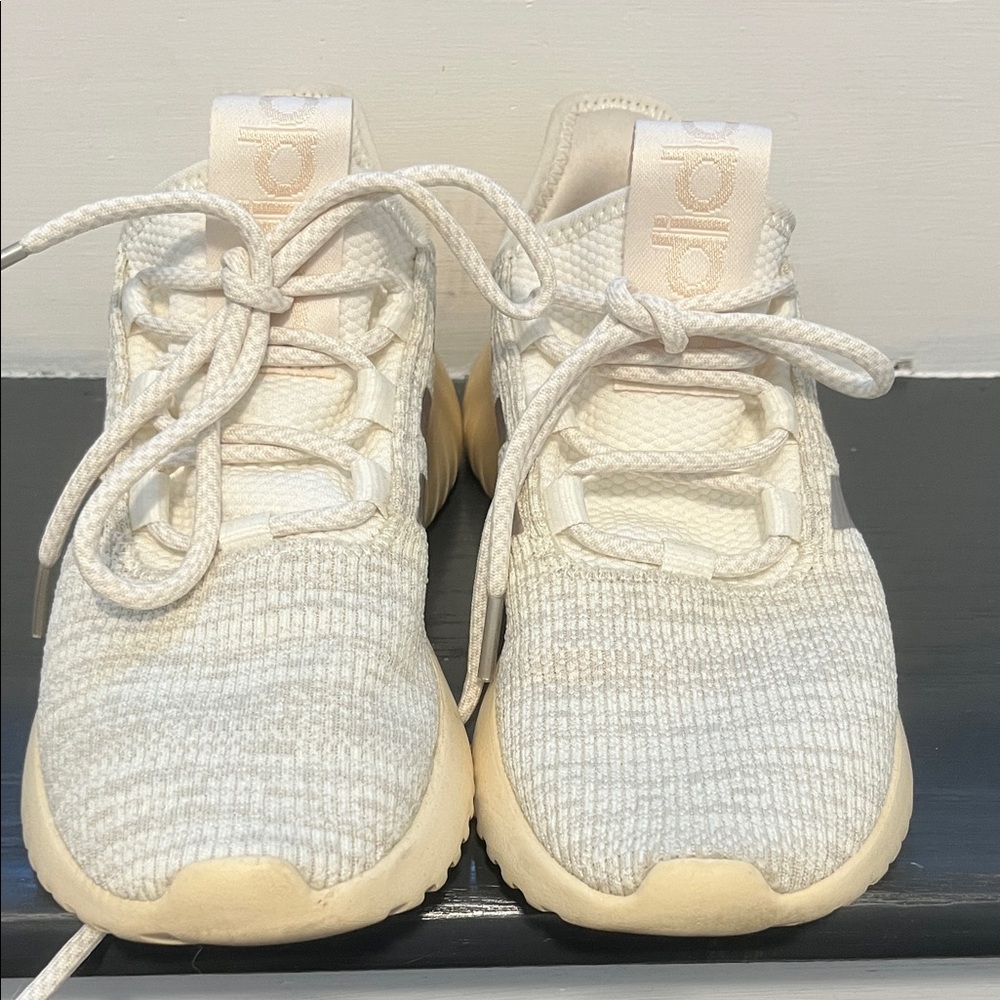 Adidas womens Cream Sneakers